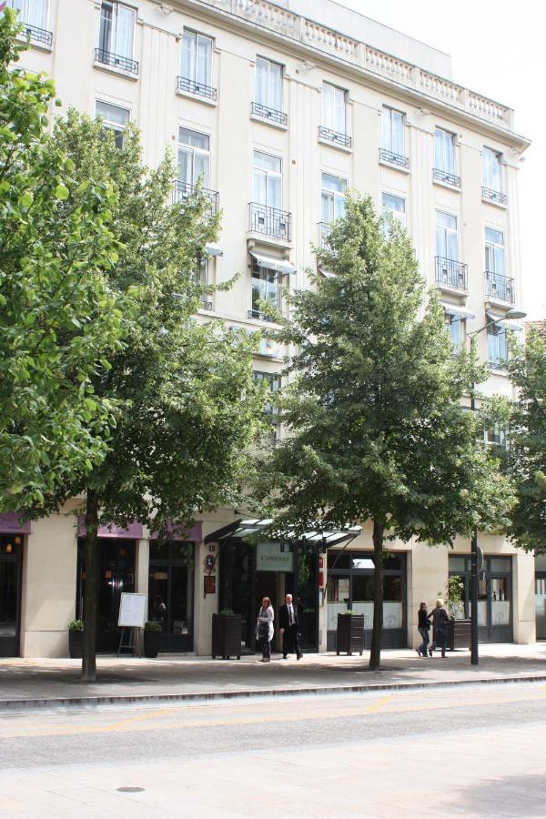 Hotel L'Univers Реймс Экстерьер фото
