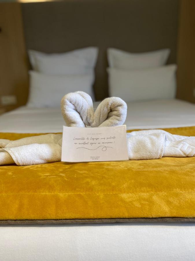 Hotel L'Univers Реймс Экстерьер фото