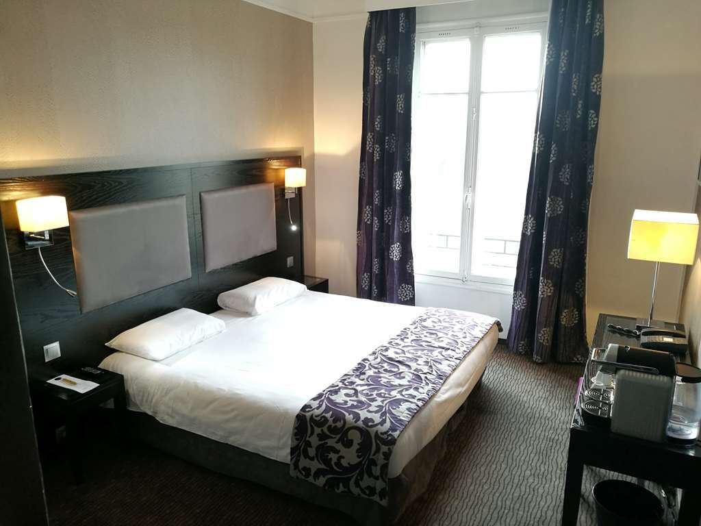 Hotel L'Univers Реймс Экстерьер фото